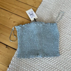 Glittrig topp - Oanvänd med lappar kvar