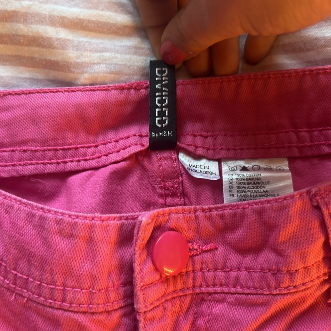 Rosa shorts från Divided by H&M - 3