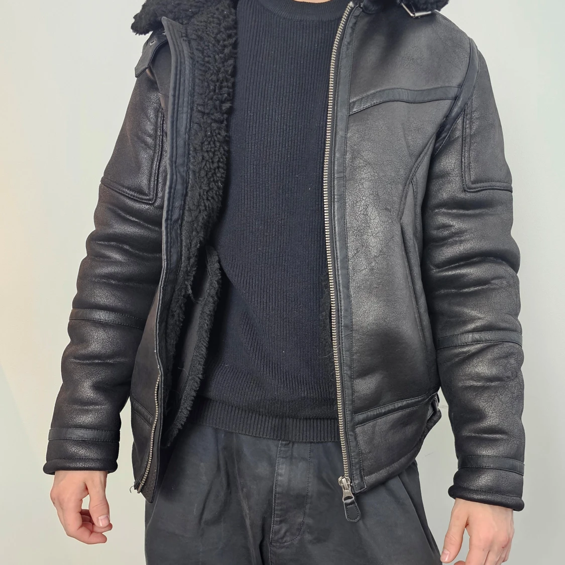 Svart skinnjacka med foder - 1