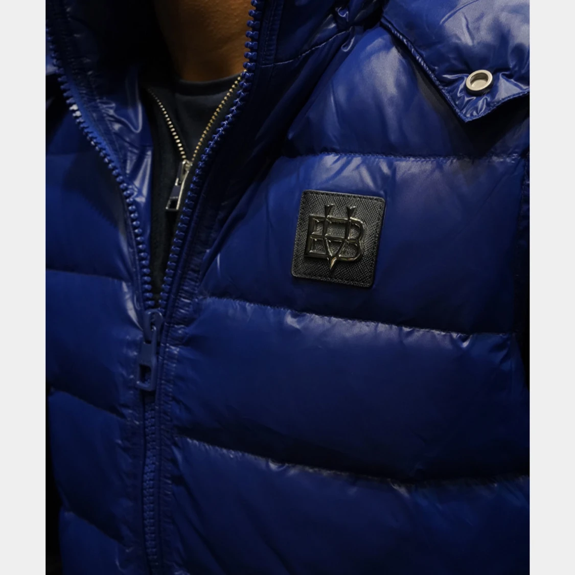 Bvaldi väst med luva helt oanvänd  - 3