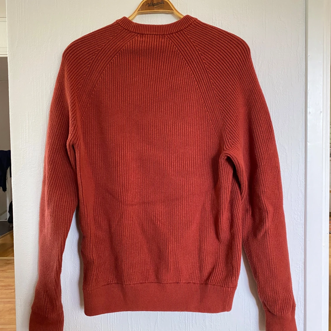 Rostfärgad stickad tröja från Fred Perry - 1