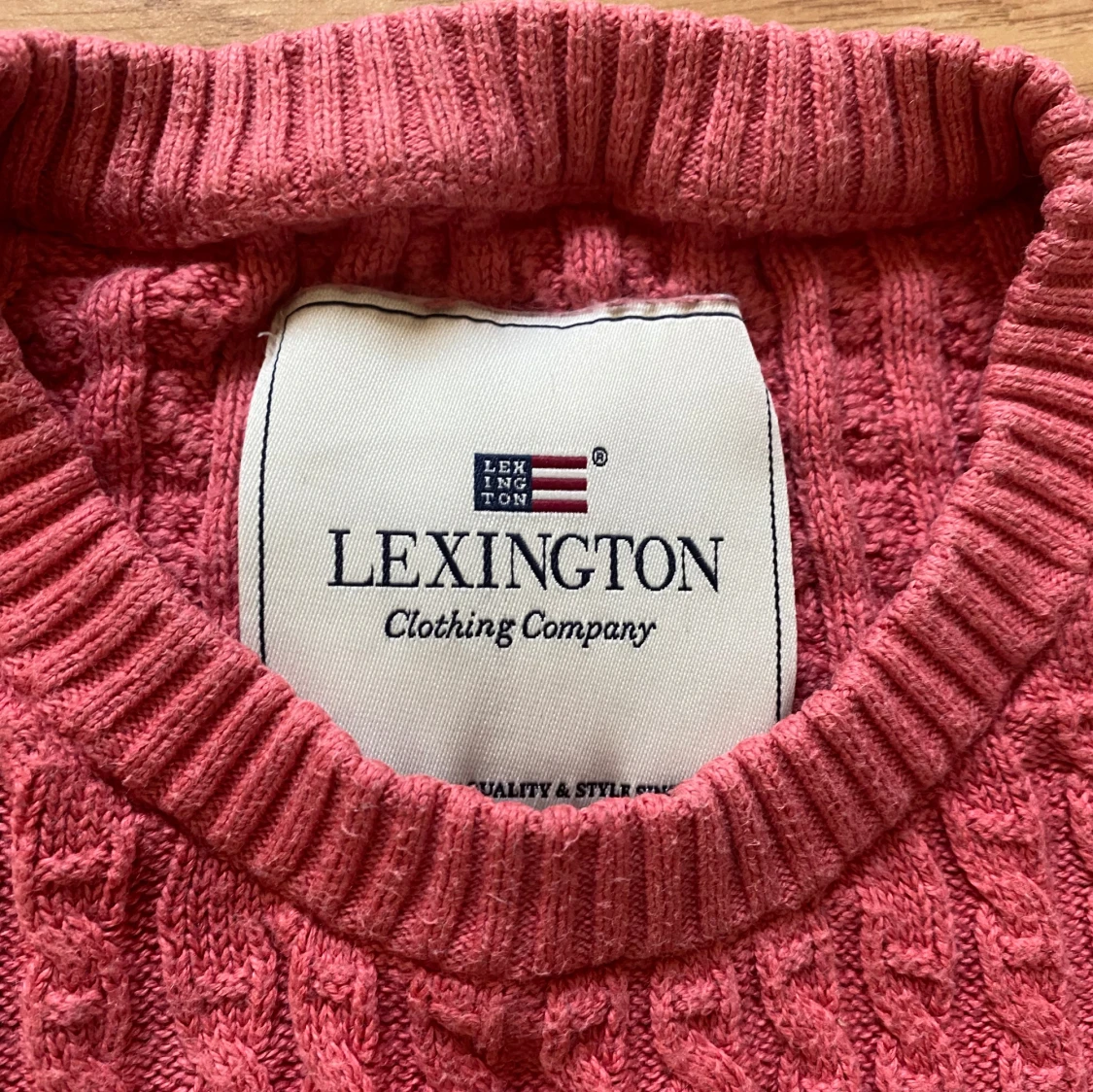 Rosa stickad tröja från Lexington - 2