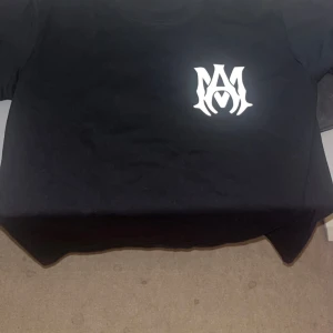 Amiri - Nytt skick. Storlek S. Kommer med tagg