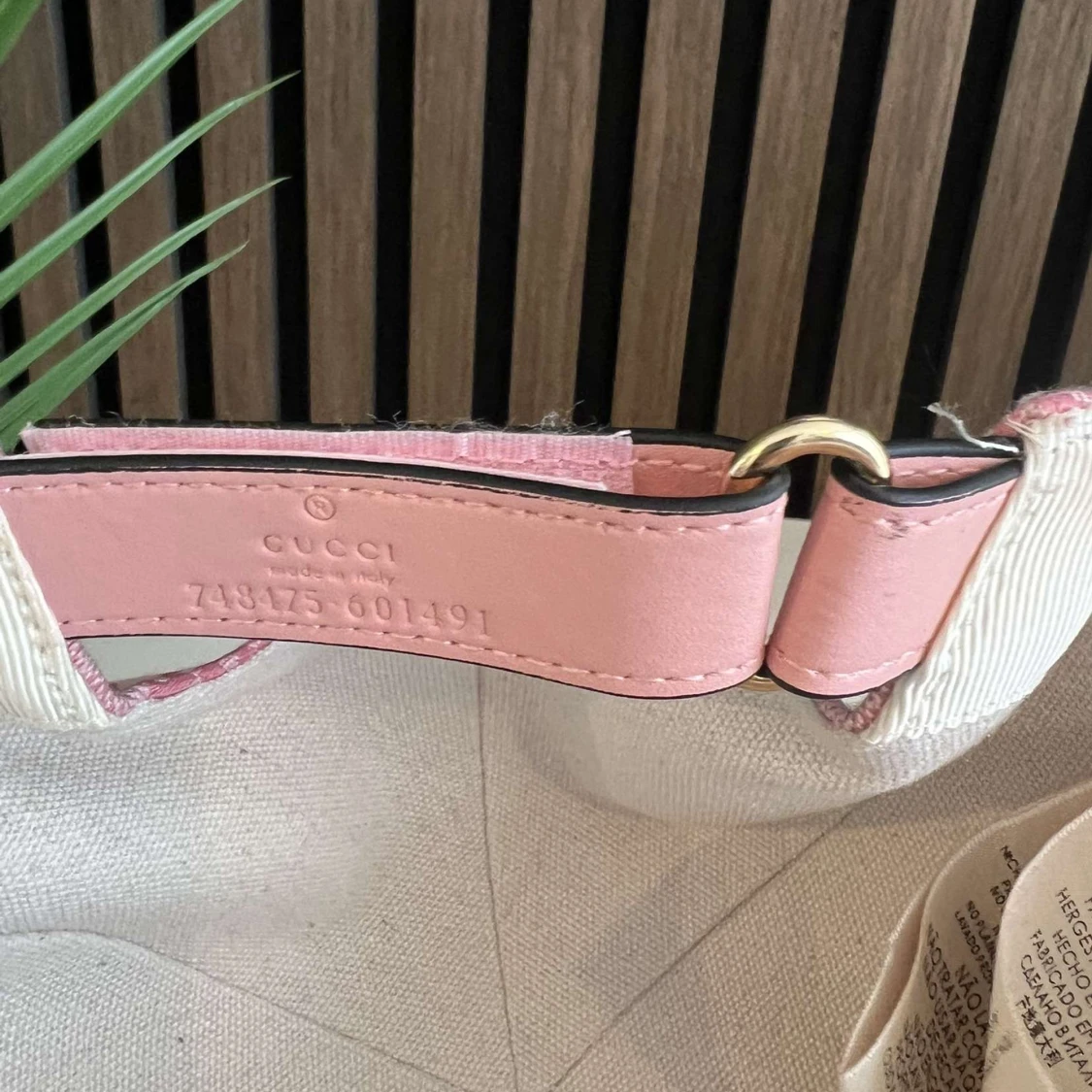 Rosa keps med GG-mönster - 3