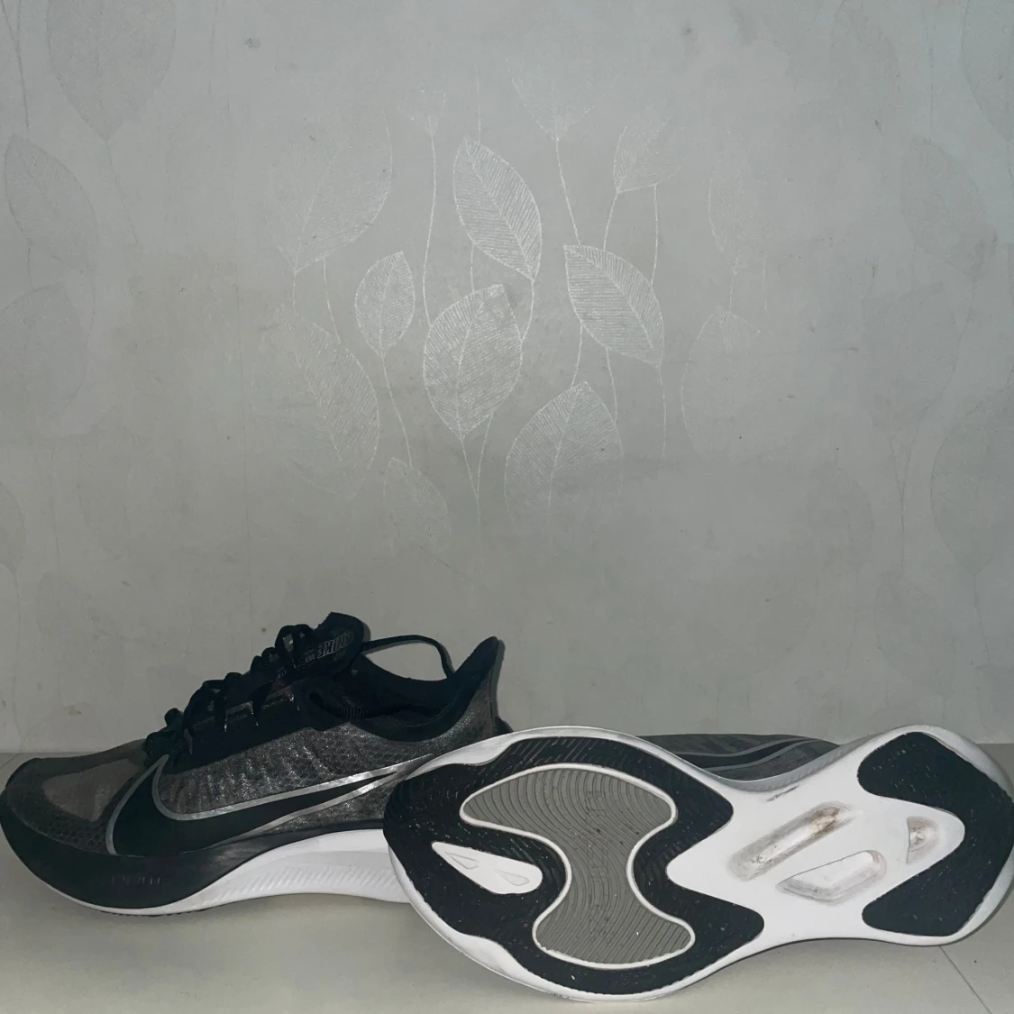 Nike Zoom Gravity svarta sneakers - 3