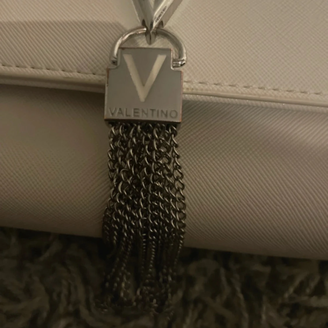 Vit axelväska från Valentino - 1