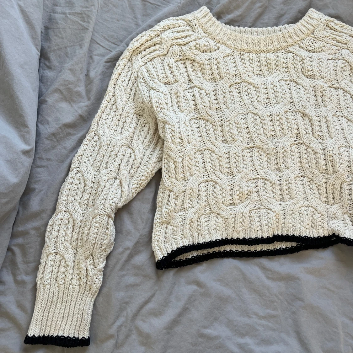 Beige stickad tröja från ZARA - 2