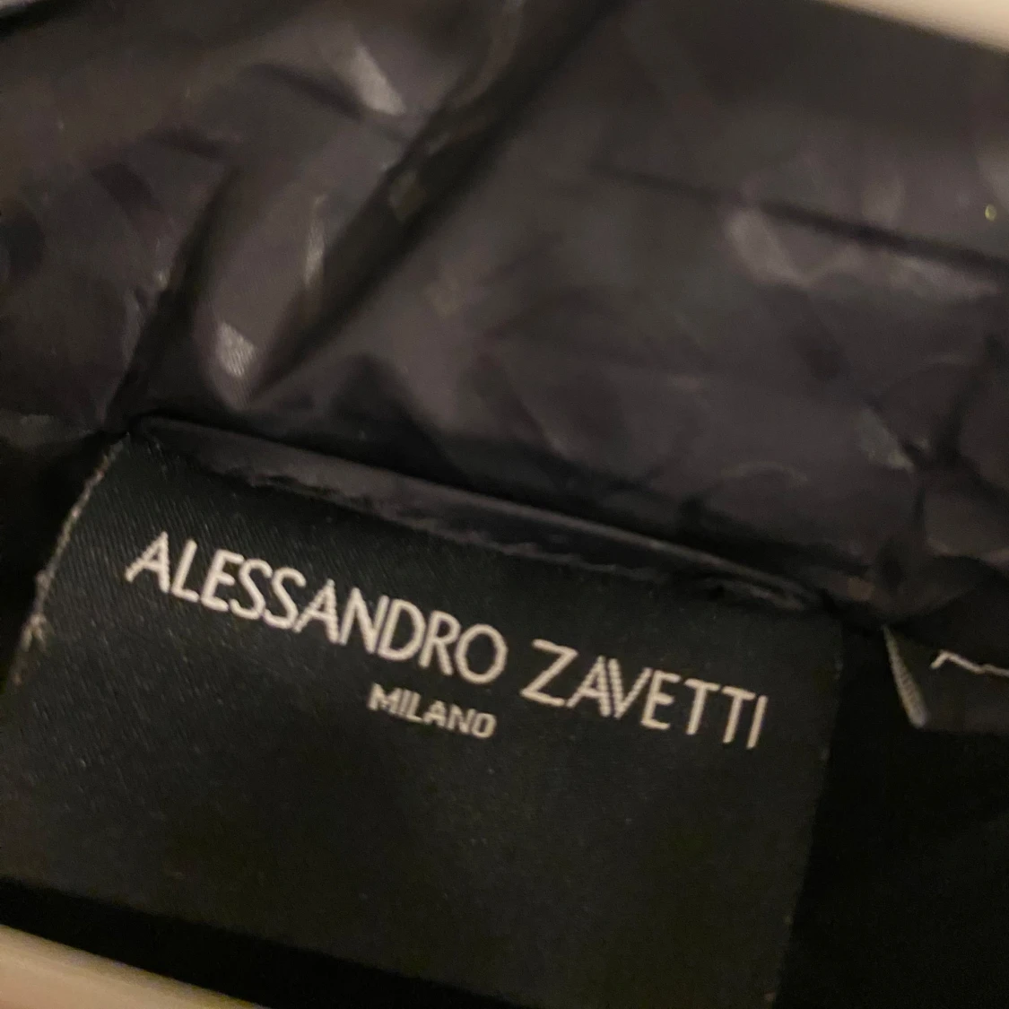 Svart pufferjacka Alessandro Zavetti - 1