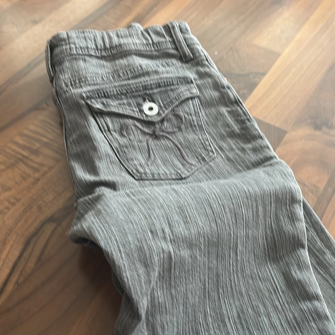 Grå bootcut jeans från H&M, stl 158 - 1