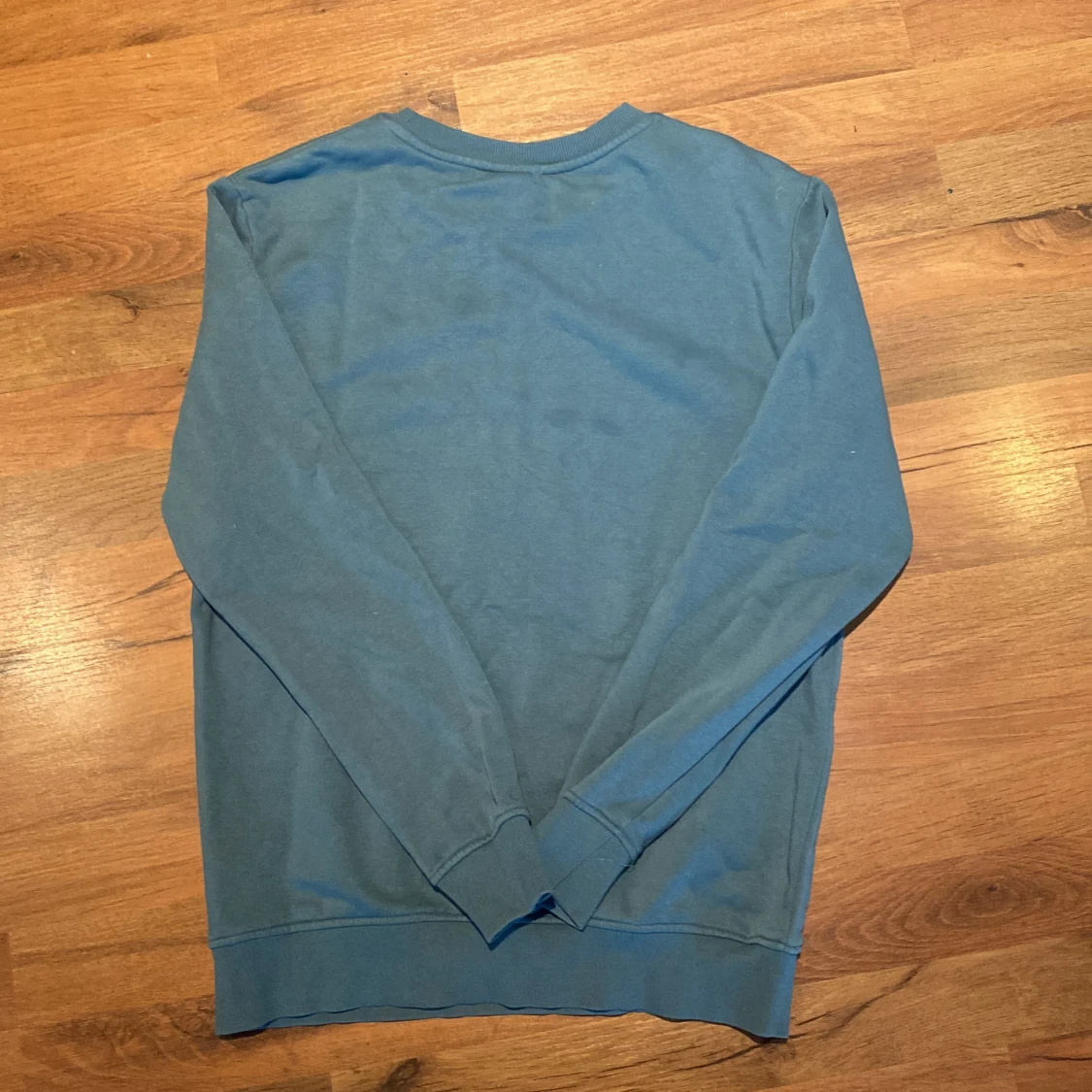 Blå Brooklyn tröja från Kappahl - 1