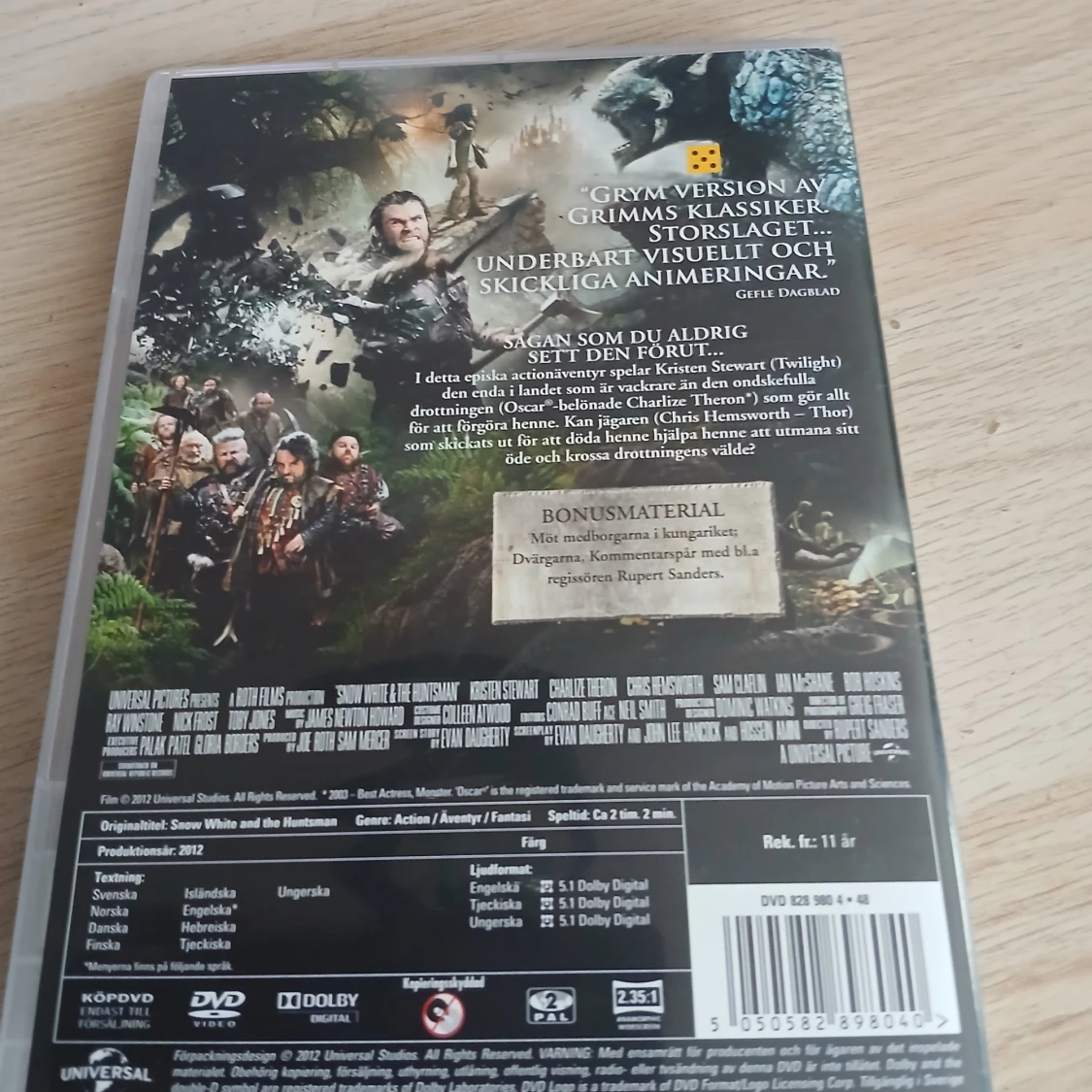 Snow White & the Huntsman dvd - 3