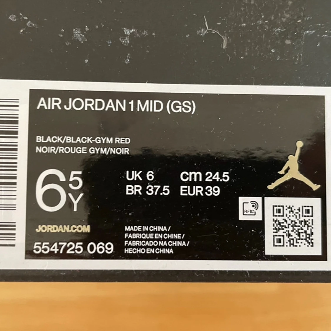 Jordan 1 Mid Röd, Vit och Svart - 3