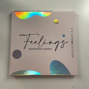 Feelings ögonskuggspalett Makeup Mekka - Denna palette är testad vid ca 2 tillfällen🤍
