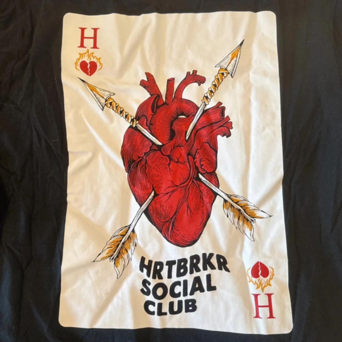 Svart HRTBRKR Social Club t-shirt - 2