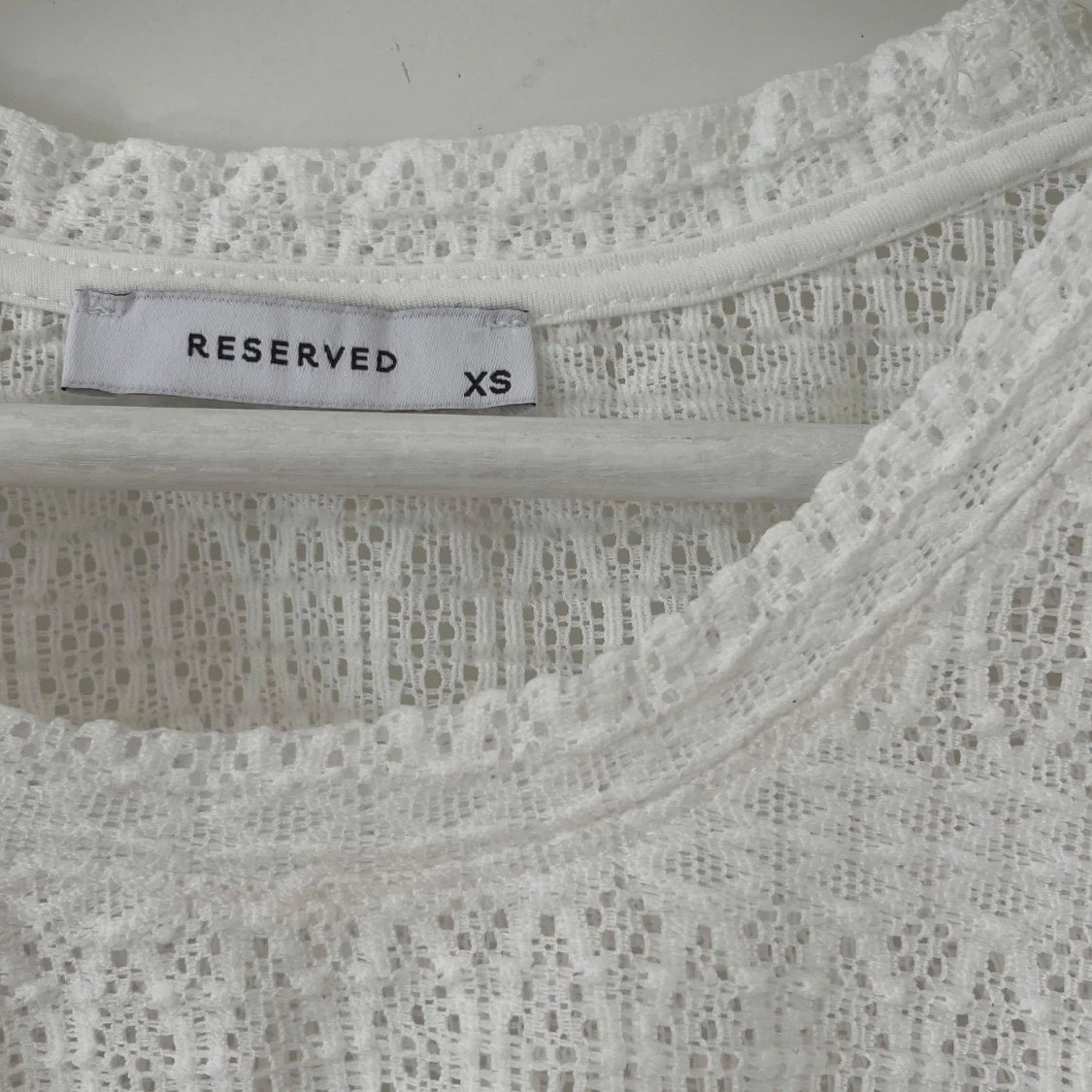 Vit spetsblus från Reserved XS - 1