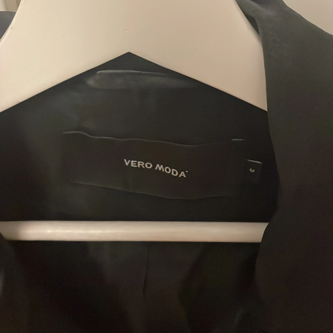 Svart bikerjacka från Vero Moda - 1