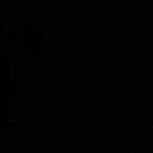 Scooter laddare - Svart stickad tröja från Ami Alexandre Mattiussi i 100% bomull. På bröstet finns ett stort rött hjärta med bokstaven A. Tröjan har rund halsringning, långa ärmar och breda ribbade muddar. Perfekt statement-plagg för dig som gillar stilrena detaljer.