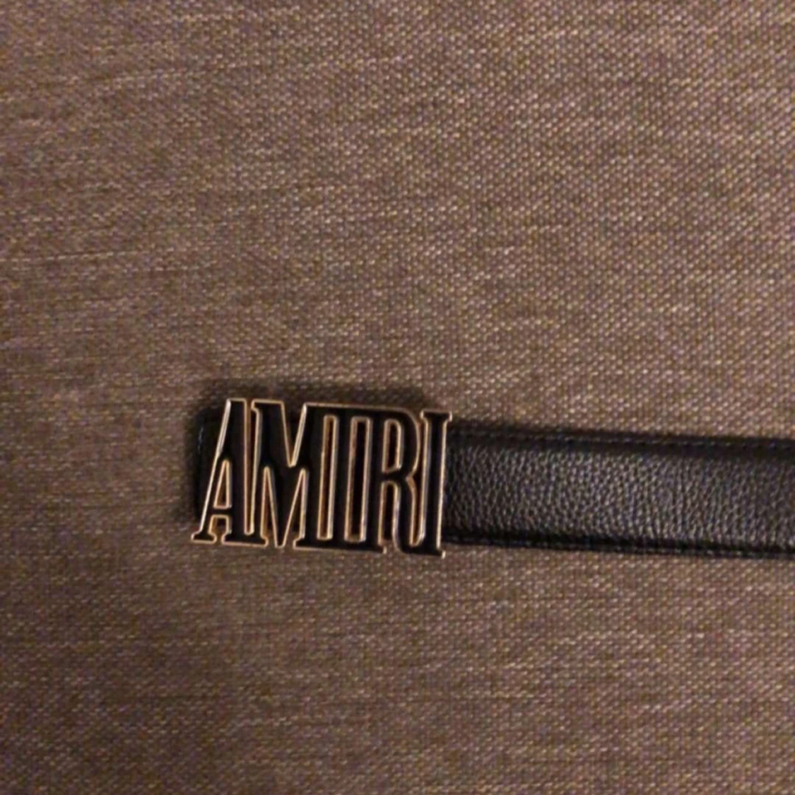 Svart skärp från Amiri med metallspänne - 1