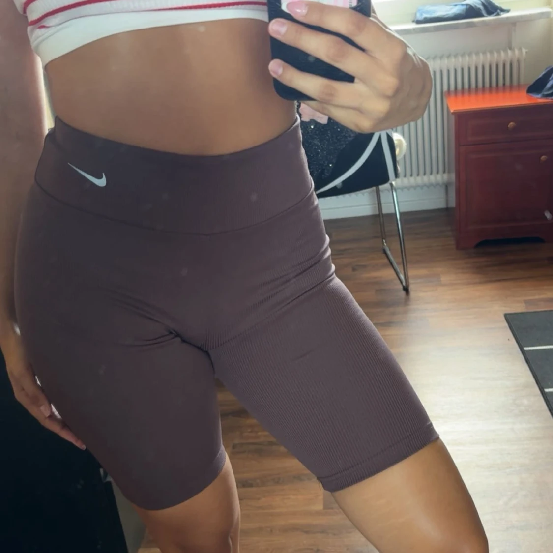 Bruna ribbade cykelshorts från Nike - 2