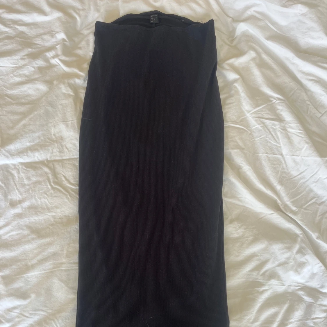 svart långkjol från shein - 1