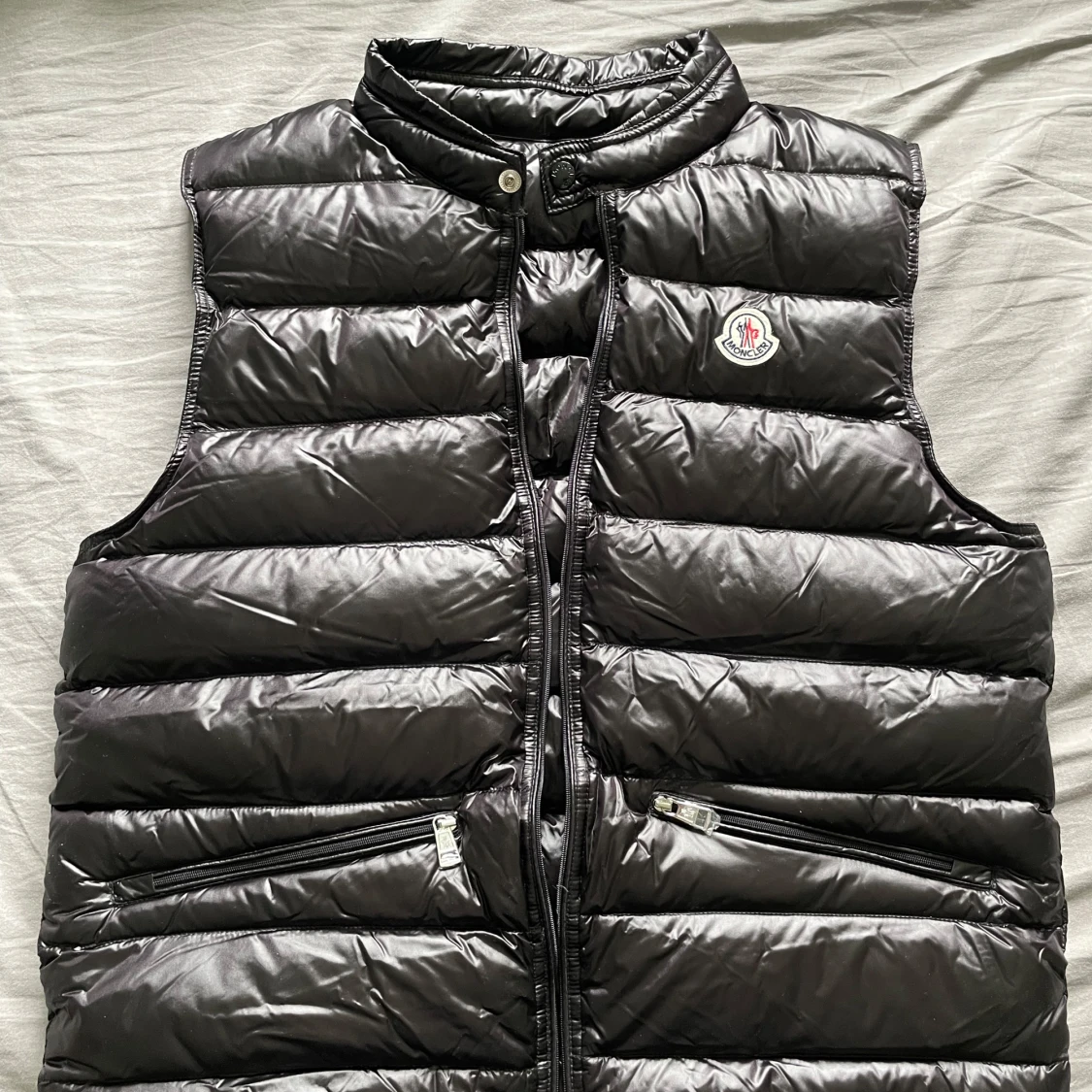 Svart Moncler Gui väst