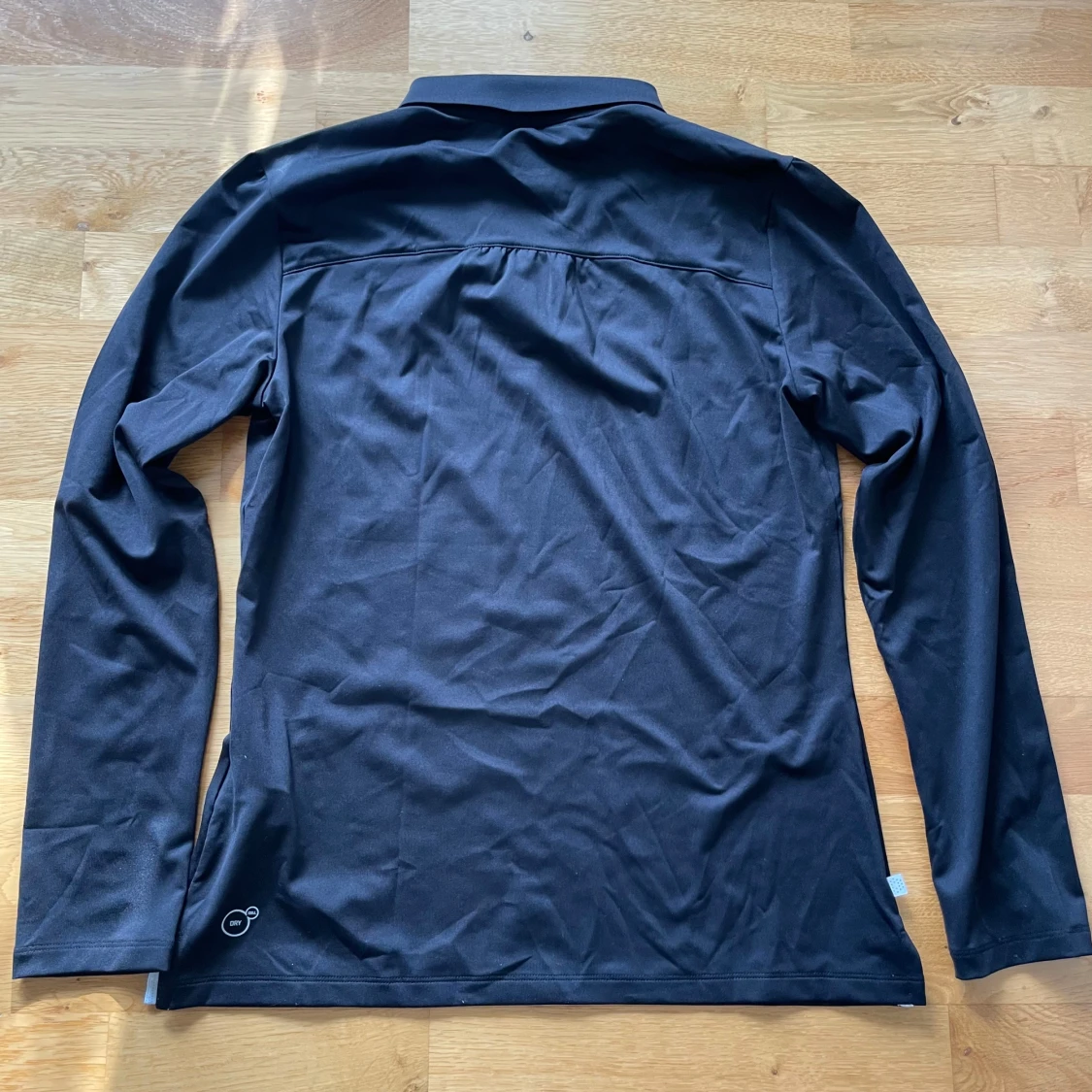 Svart långärmad tröja från Puma - 1