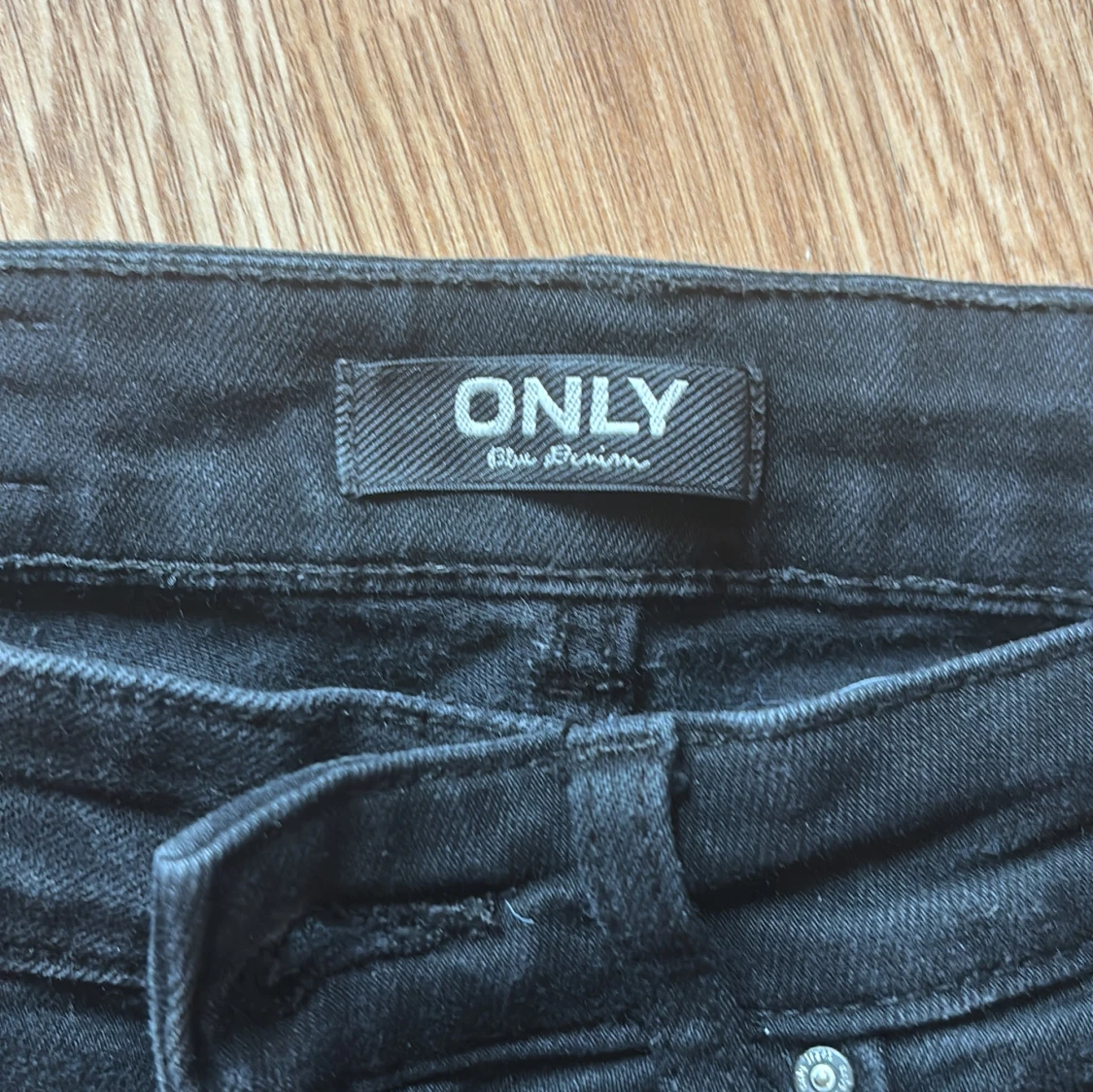 Svarta bootcut jeans från ONLY, S/30 - 2