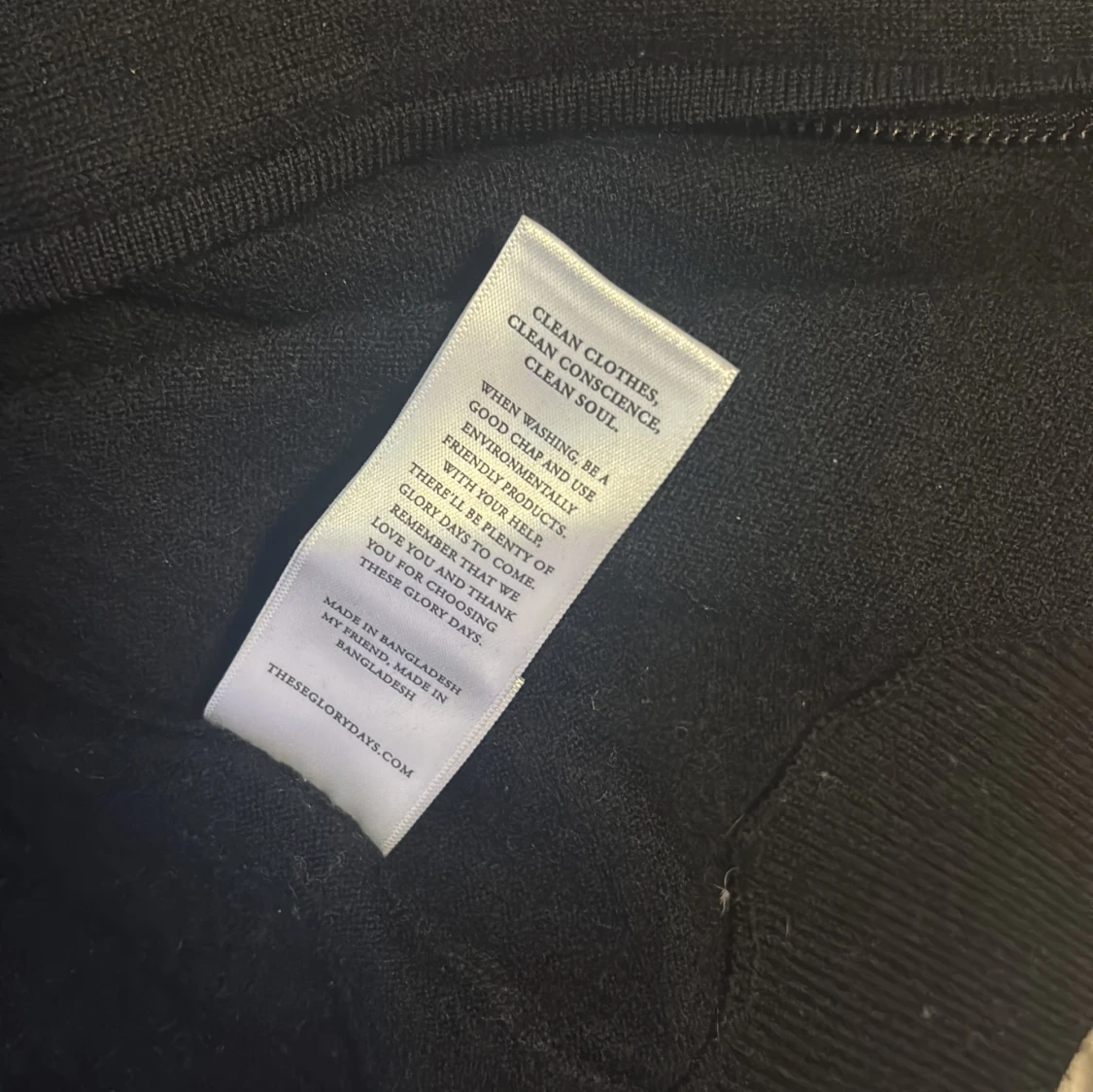 Svart merinoullskofta från These Glory Days - 2