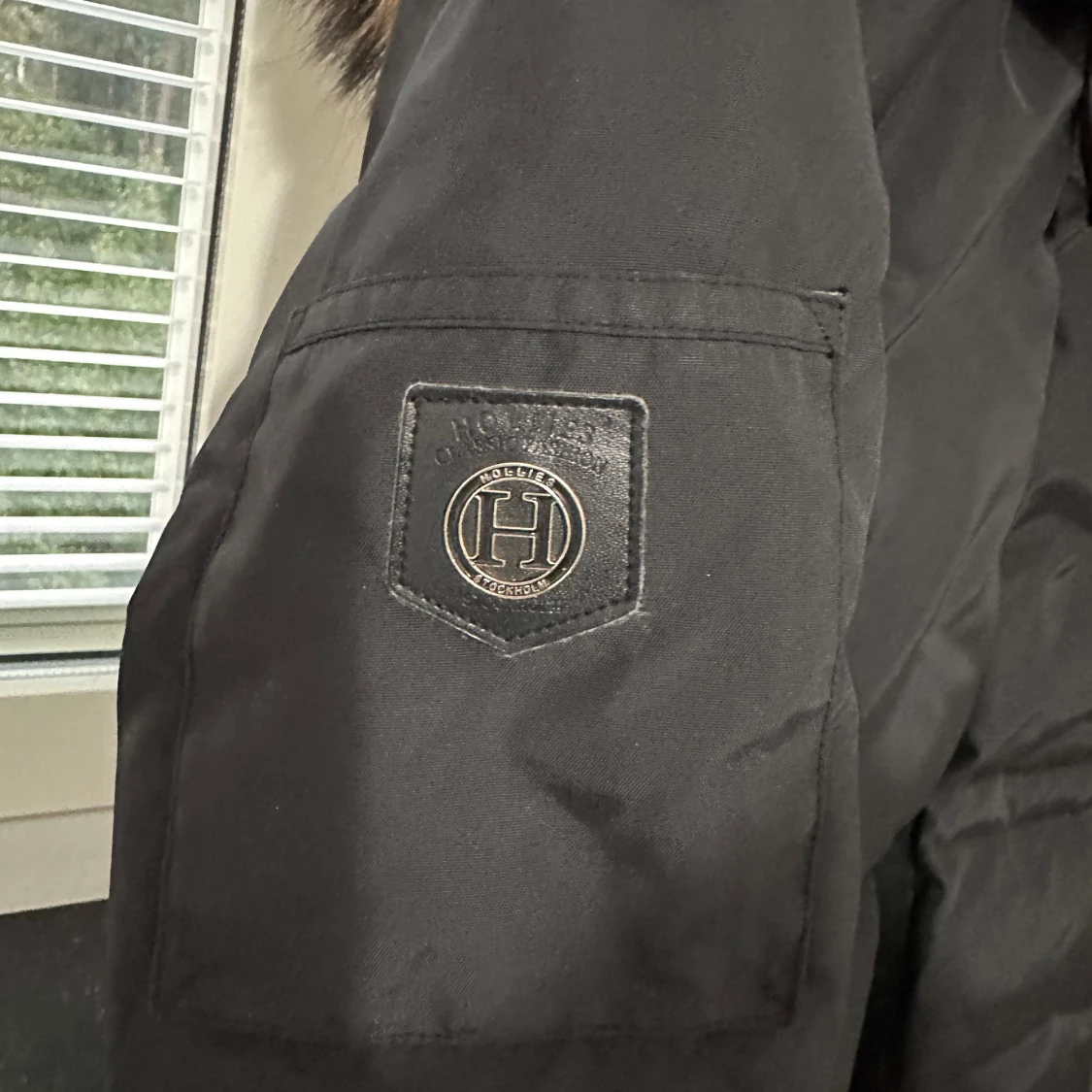 Svart lång dunjacka Hollies med äkta päls - 2