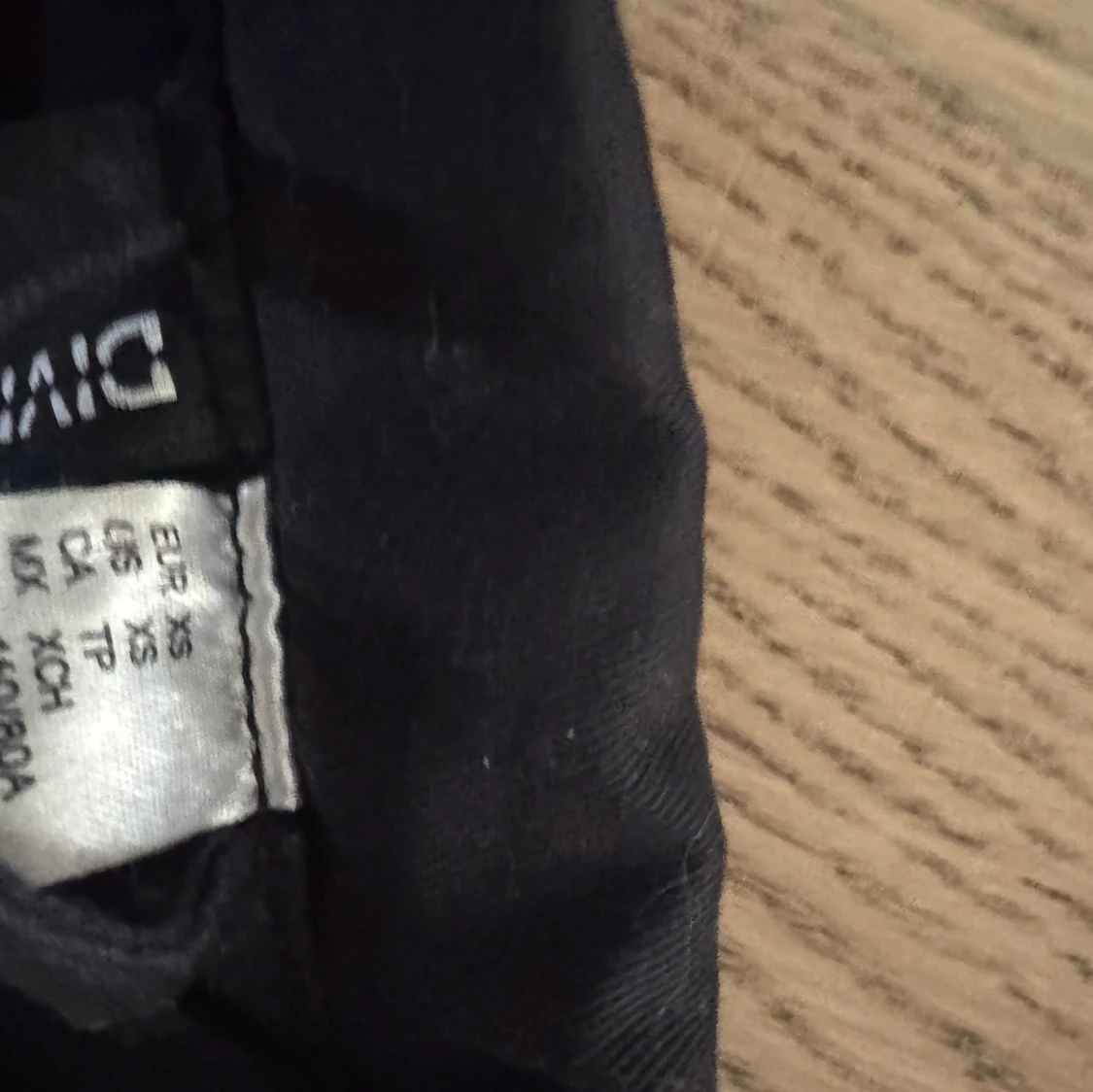 Svart vindjacka från Divided XS - 1