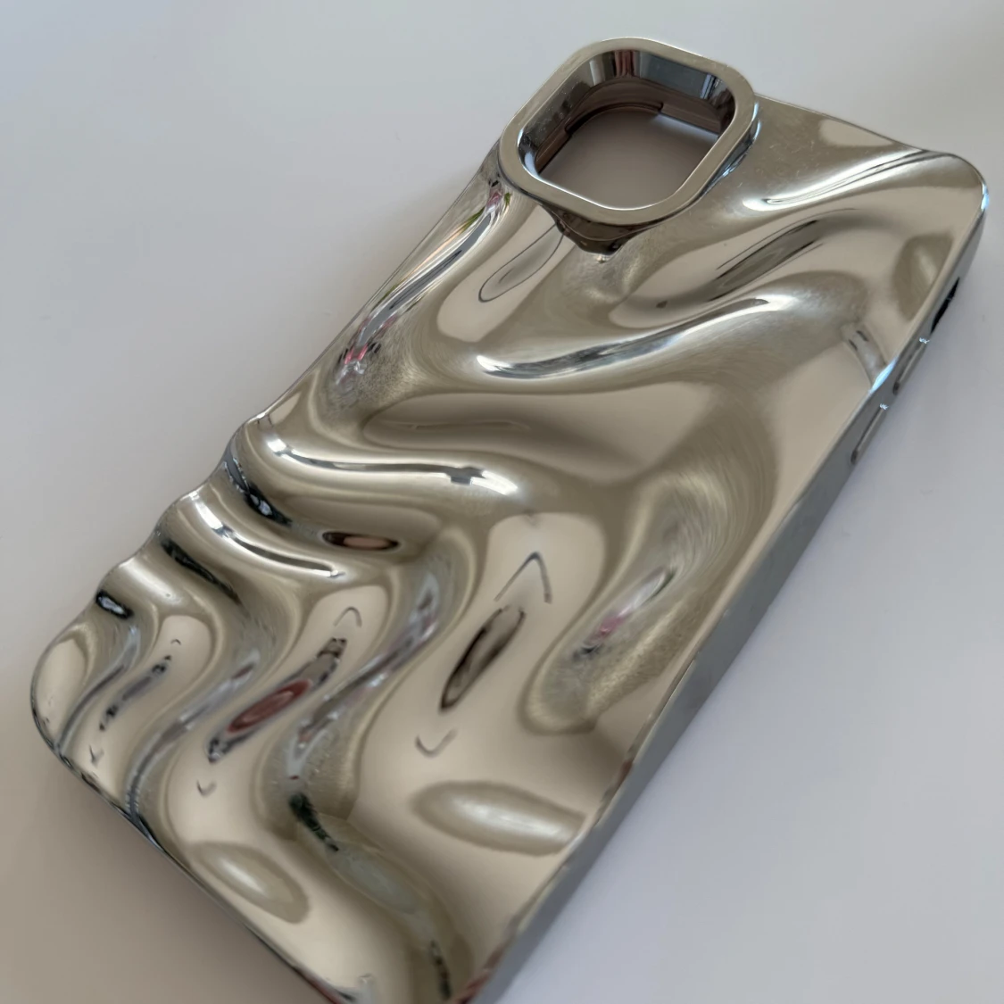 Futuristiskt Liquid Mobilskal