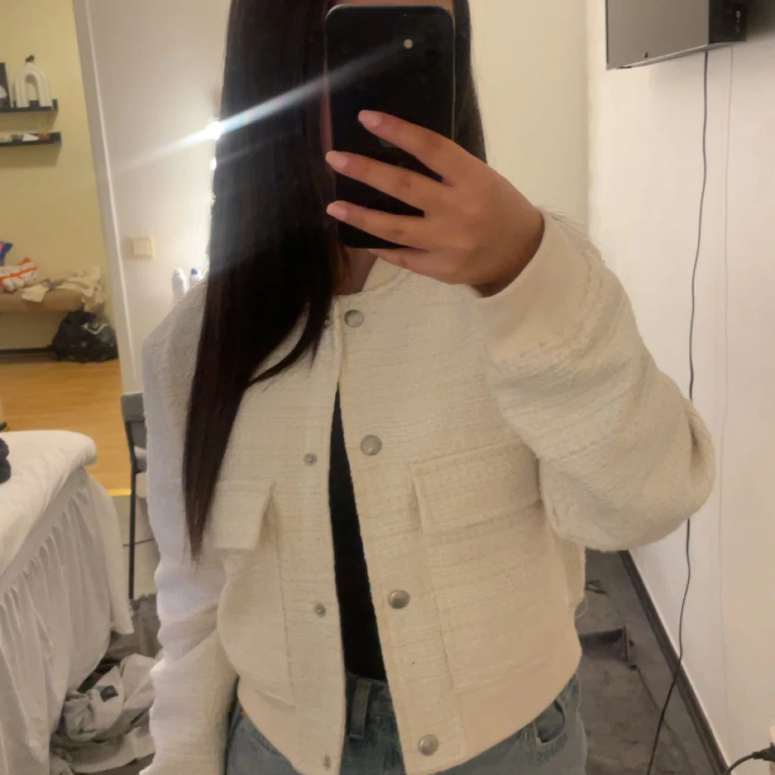 Vit croppad overshirt med knappar - 2