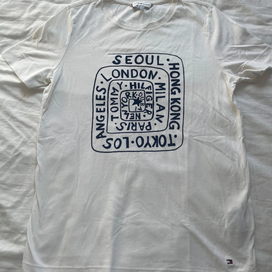 Vit t-shirt Tommy Hilfiger city print