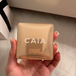 Highlighter från CAIA - Snygg highlighter från CAIA💞