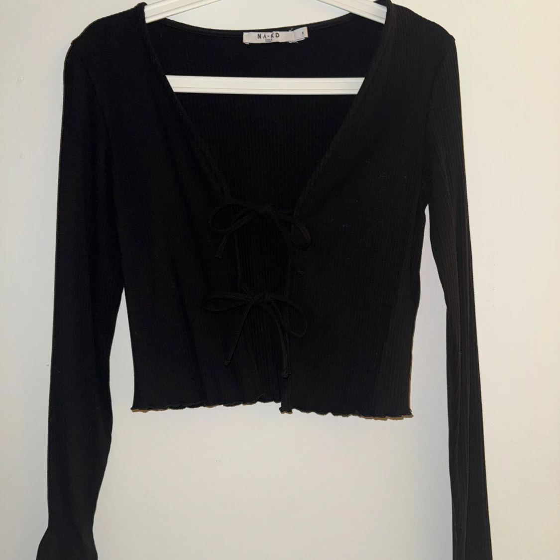 Svart ribbad bolerotopp från NA-KD - 1