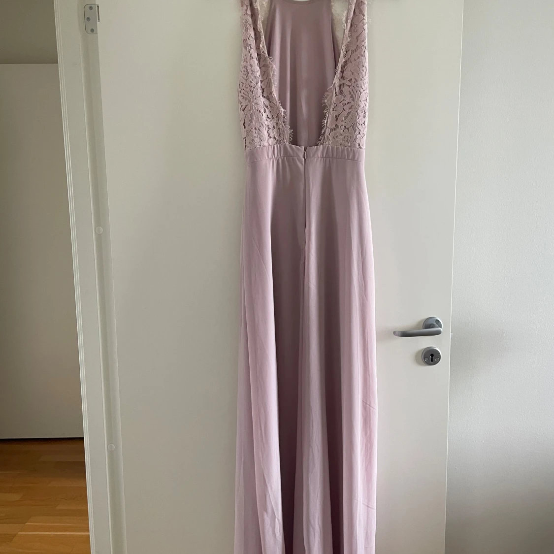 Ljusrosa långklänning från Only Eve - 1