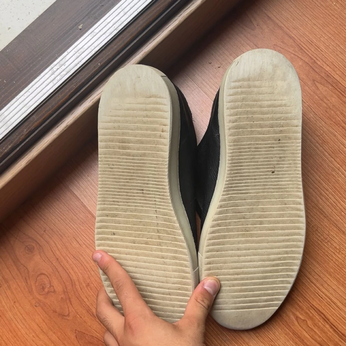 Svarta sneakers från Axel Arigato - 3