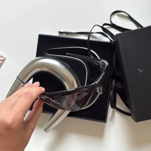 Chimi special solglasögon - Nypris 350 dollar. Som nya. 