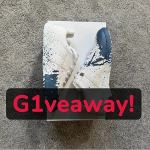 G1veaway! Maison Margiela 💫 - G1veaway  på dessa sjukt feta Maison margiela skorna i storlek 43 | helt nya med box och tag | för att vara med, följ och lika minst 3 inlägg | för extra lotter följ tiktok : AHResell | när ni gjort allt skickar ni klar till mig 💫