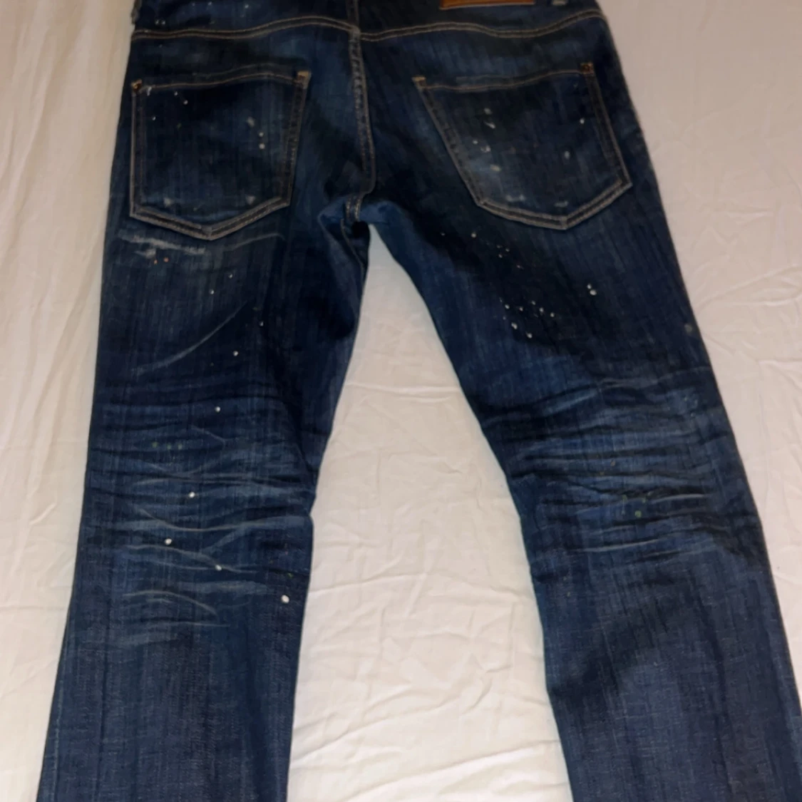 Dsquared2 blå jeans med färgstänk - 1