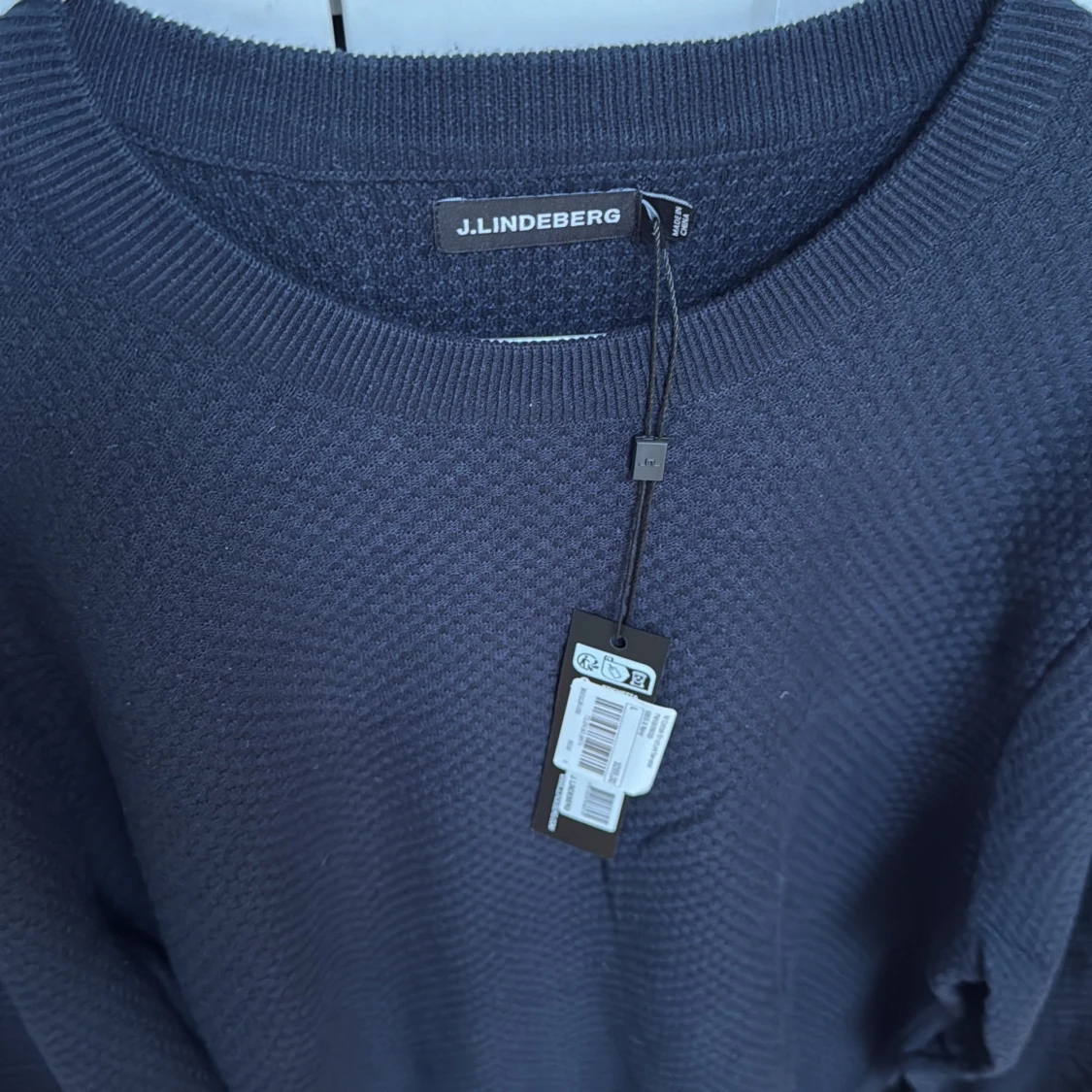 Mörkblå tröja J.Lindeberg ny!  - 2