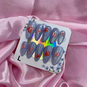 Strawberry (L);Medium Almond - L: 17 mm, 12,5 mm, 13 mm, 12 mm, 10 mm 