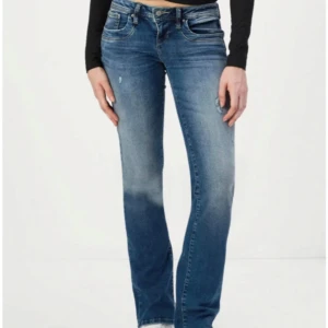 LTB jeans - Supersnygga LTB jeans i modellen valerie! Aldrig använd, superfint skick. Skriv för fler bilder☺️