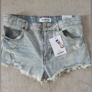 Ljusa jeansshorts från Pull&Bear - Snygga ljusblå jeansshorts! 💞Helt oanvänd, med prislapp kvar! 🤩