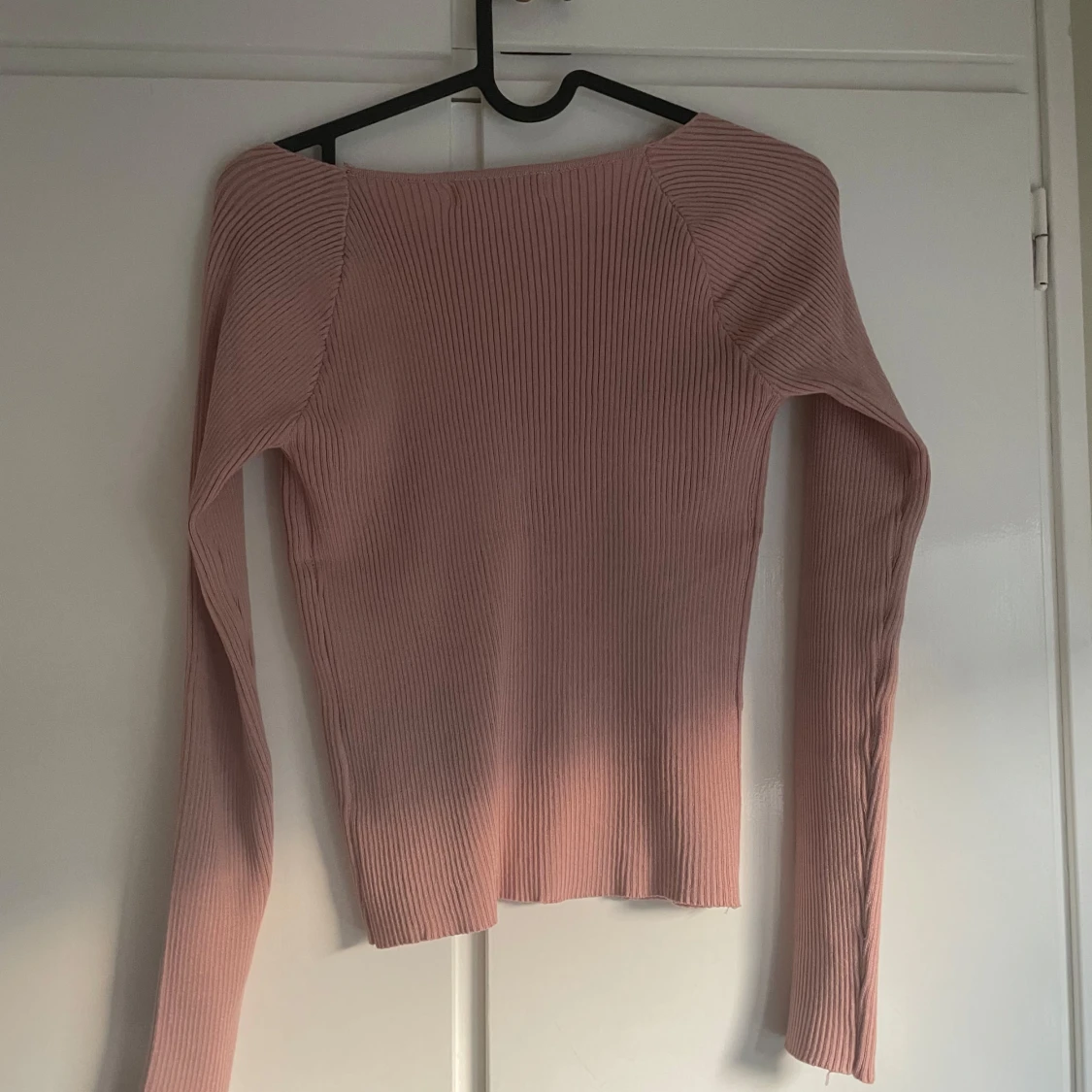 Rosa ribbad tröja från Venessa Nucci - 2