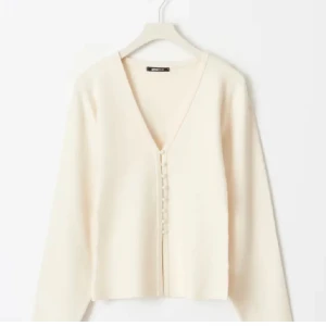 Gina tricot stickad tröja - Stickad tröja från Gina tricot💕