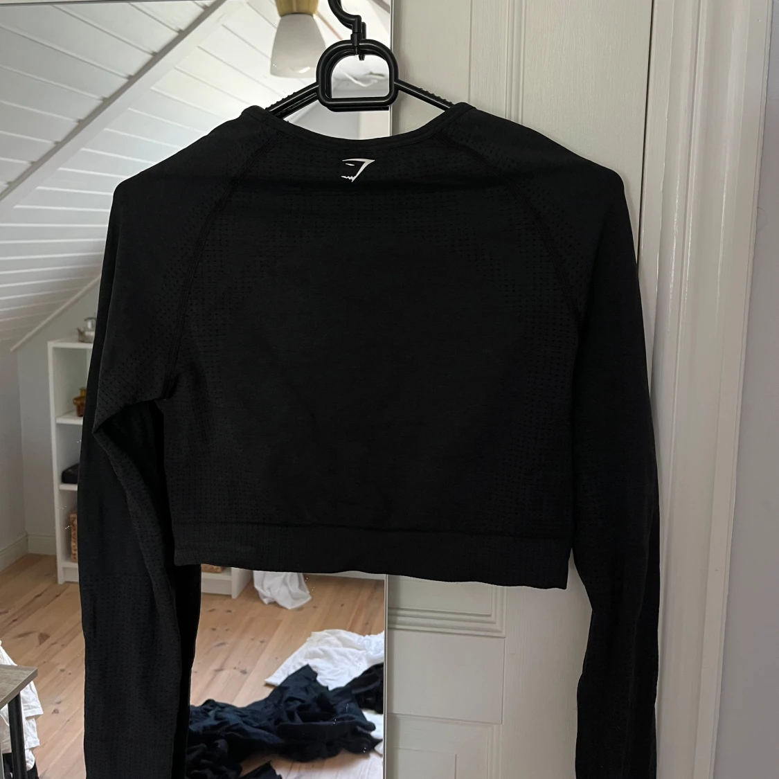 Svart croppad träningströja Gymshark - 2