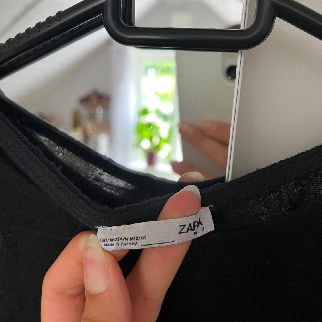 Svart transparent topp från Zara - 1
