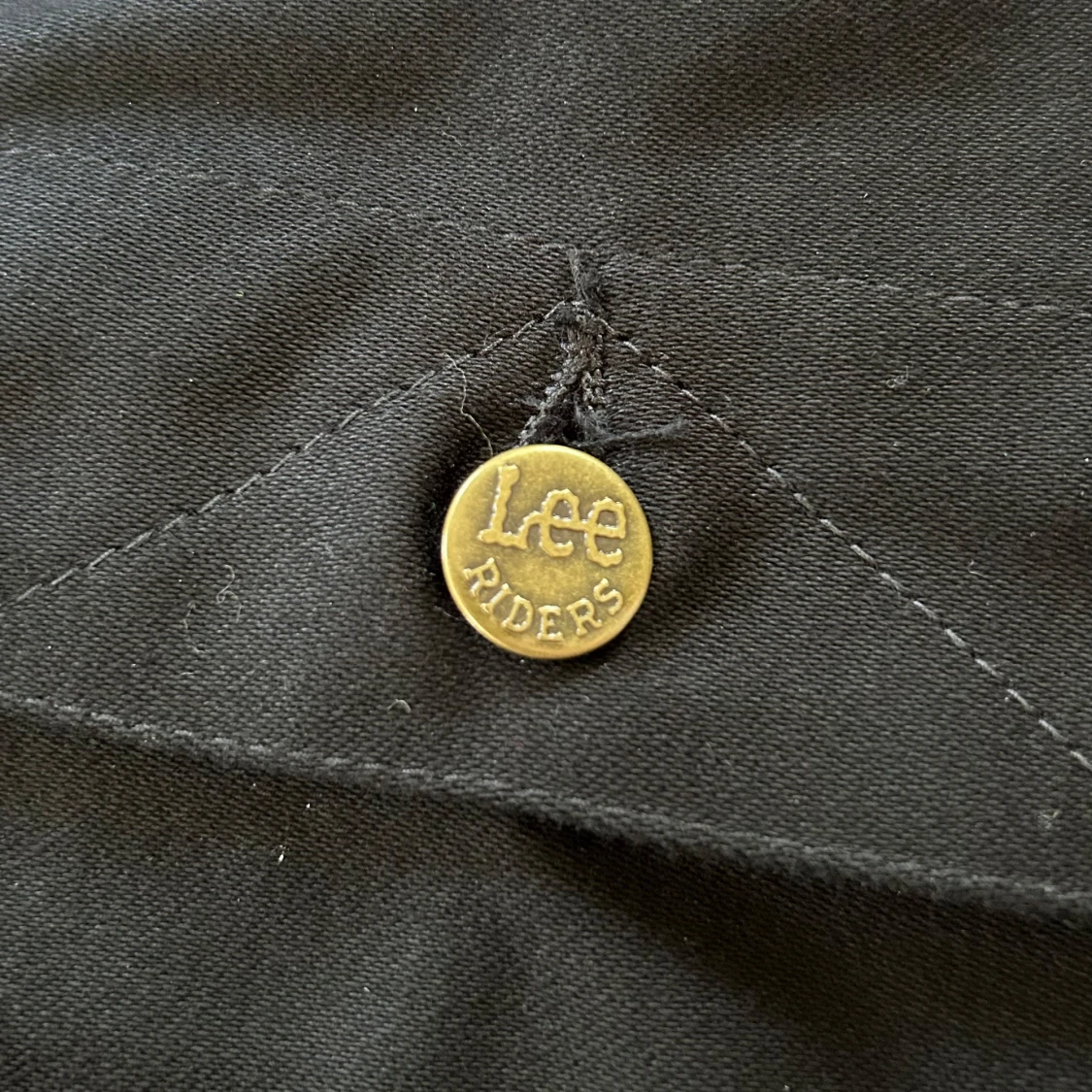 Svart jeansjacka från Lee Riders strl 52 - 3