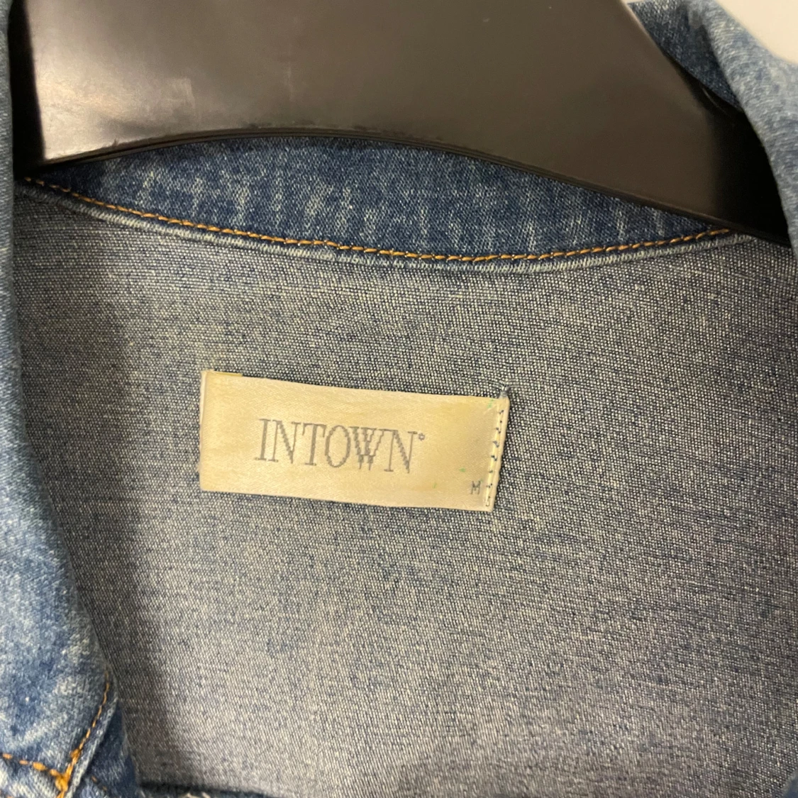 Klassisk jeansjacka från Intown - 3
